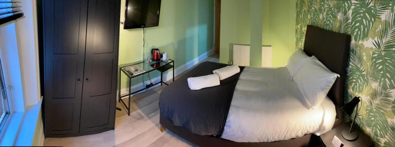London K W Hotel 外观 照片